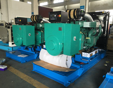 柴油發(fā)電機(jī)電壓調(diào)節(jié)器與設(shè)備穩(wěn)壓器一樣嗎？